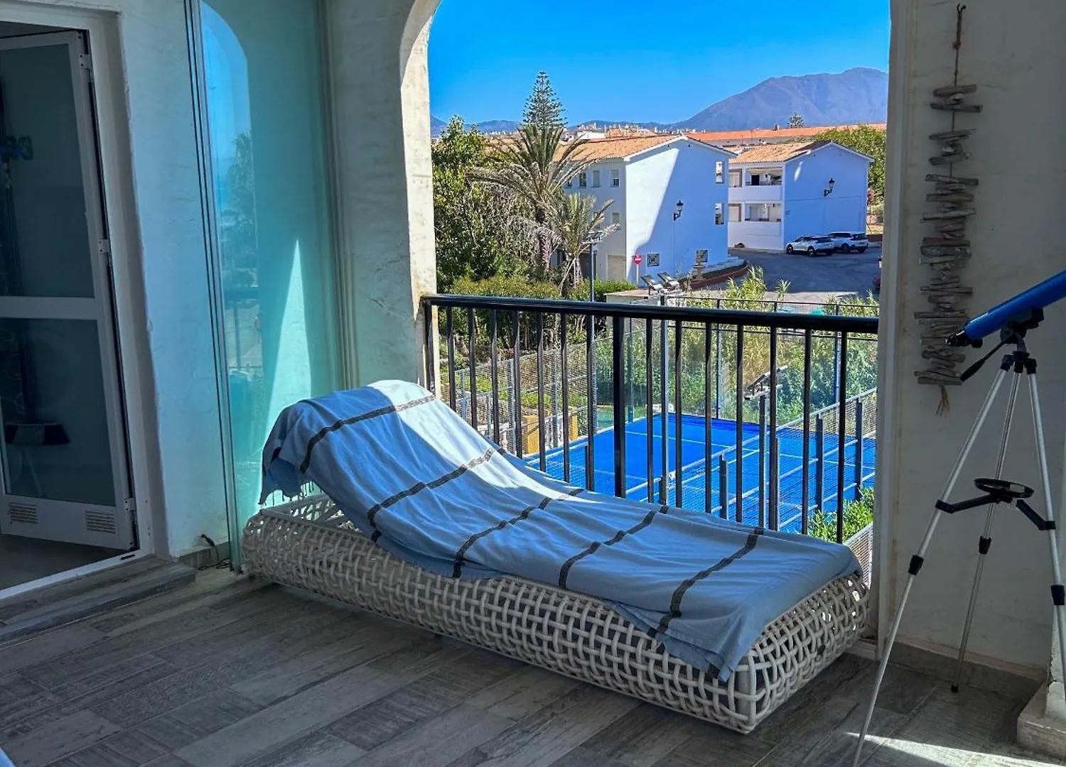 Luxurious 3 Bedroom Apartment Beachfront Manilva