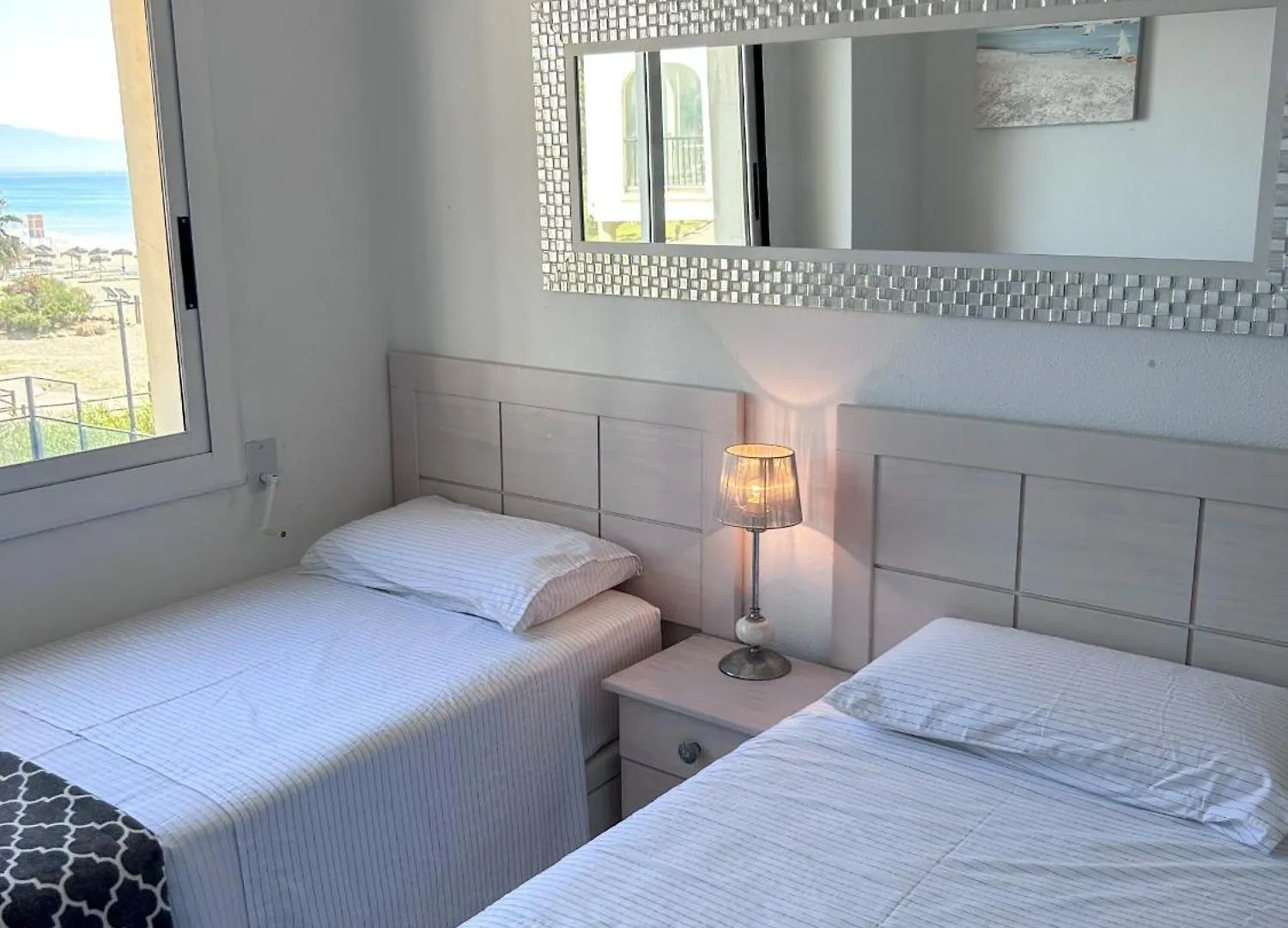 Luxurious 3 Bedroom Apartment Beachfront Manilva