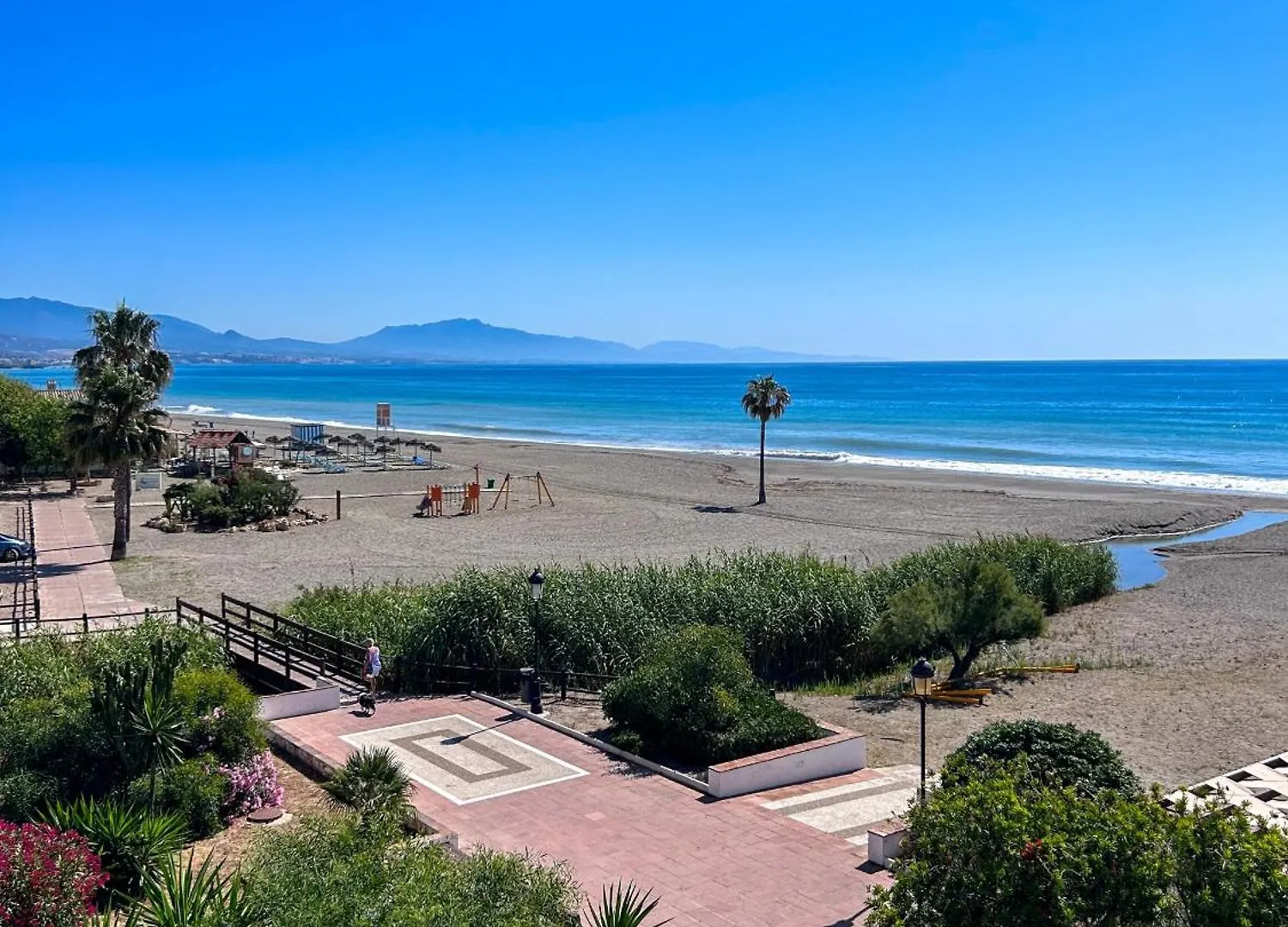 Luxurious 3 Bedroom Apartment Beachfront Manilva 0*,